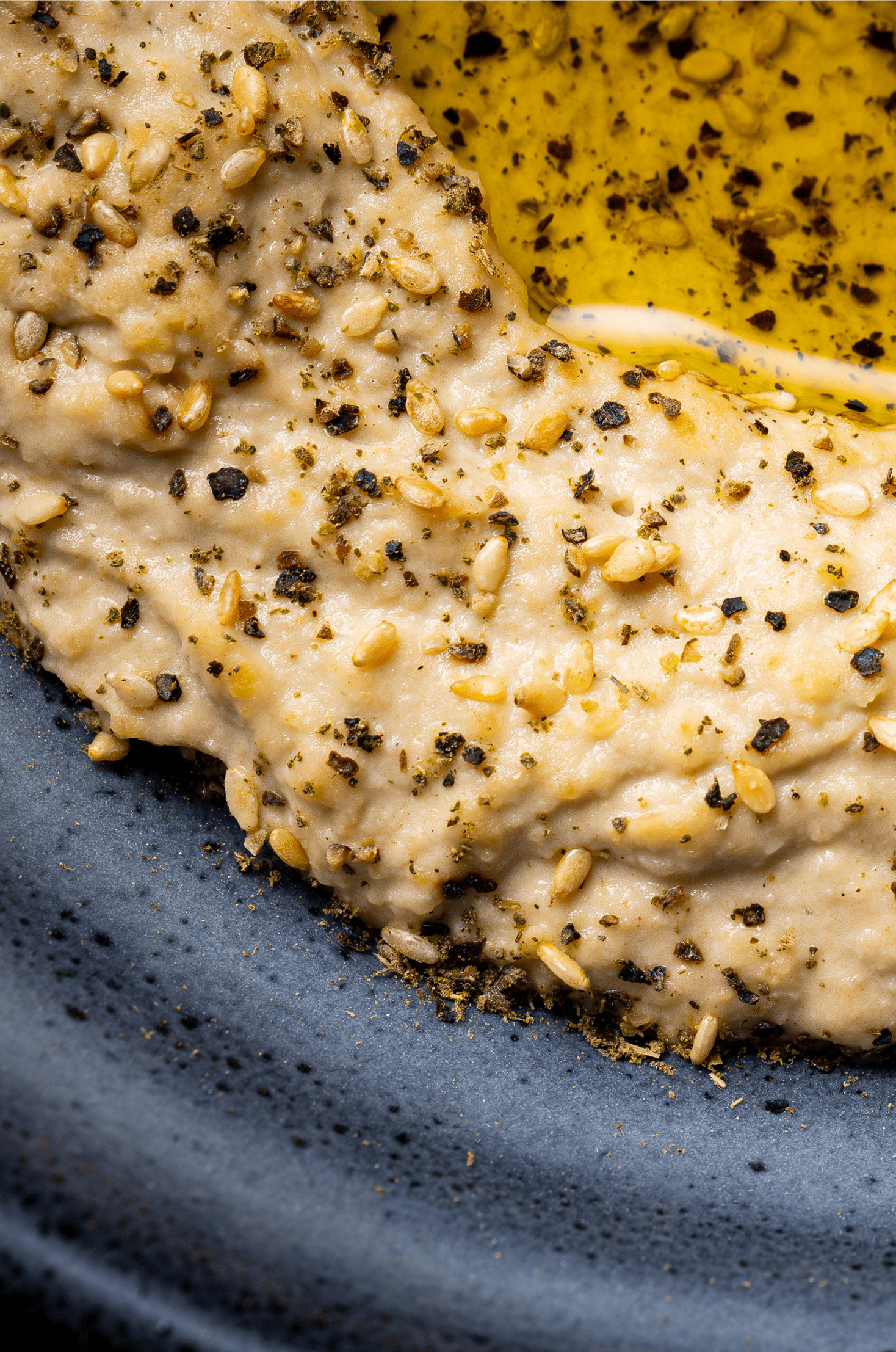 Hummus with sesame seeds and olive oil